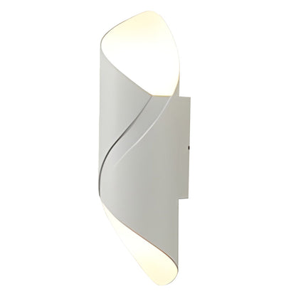 Spiral Black Metal Wall Lamp – Contemporary Outdoor Lighting Fixture