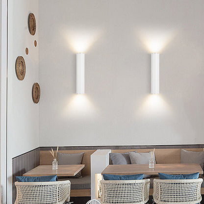 2-Light Wall Lamp in Aluminum Cylinder Design