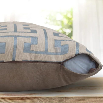 Chic Labyrinth Design Throw Pillow Cover