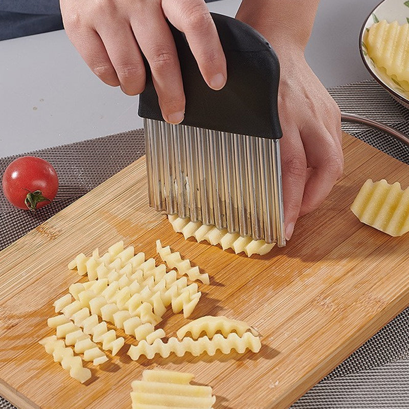 Wavy Potato Cutter with Spike Blade
