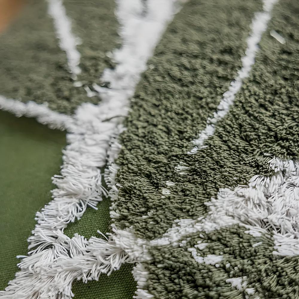 Nature-Inspired Leaf Design Cushion Cover