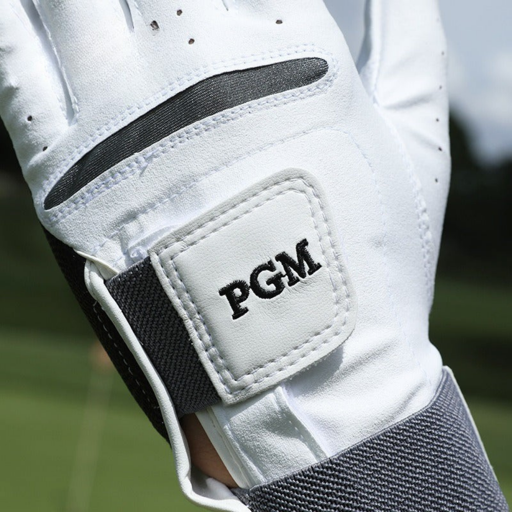 Left-Handed Golf Training Glove for Better Grip Practice
