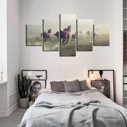 Majestic Horse Canvas Triptych - Elegant Wall Decor