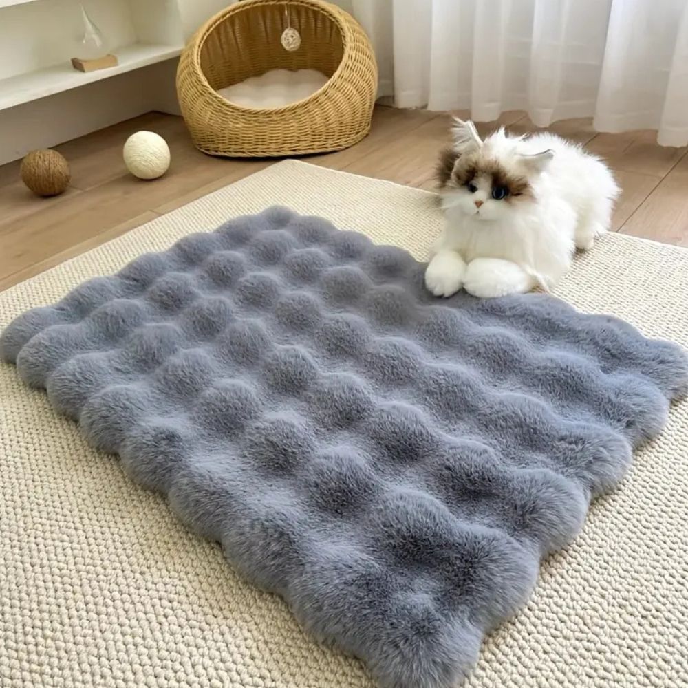 Cozy Bliss Faux Fur Pet Bed