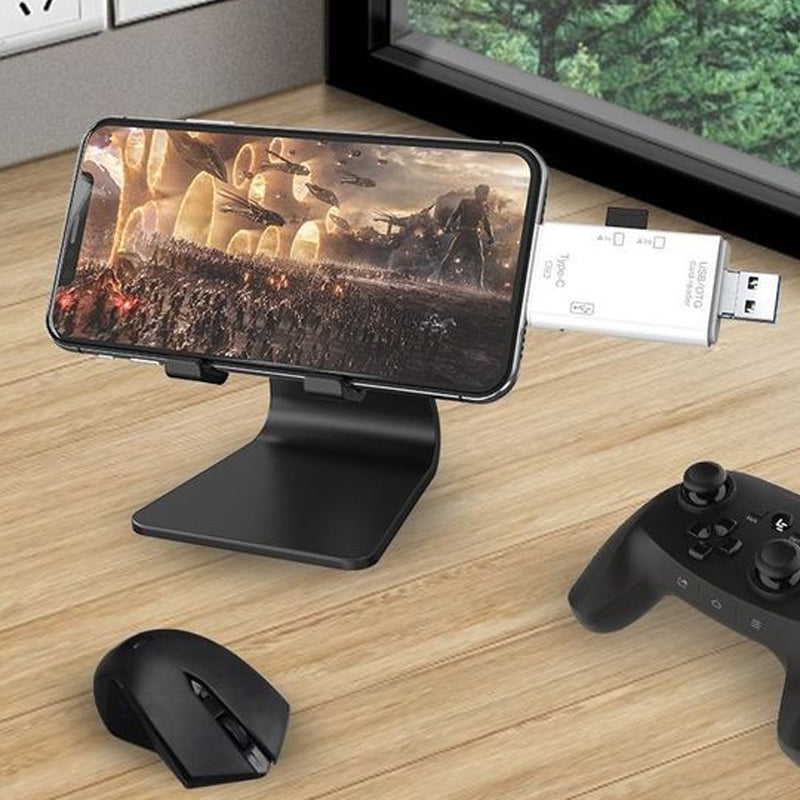 Compact Memory Card Reader for Fast Transfers