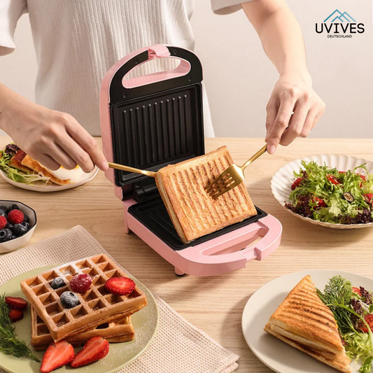 Compact and Quick Breakfast Toaster