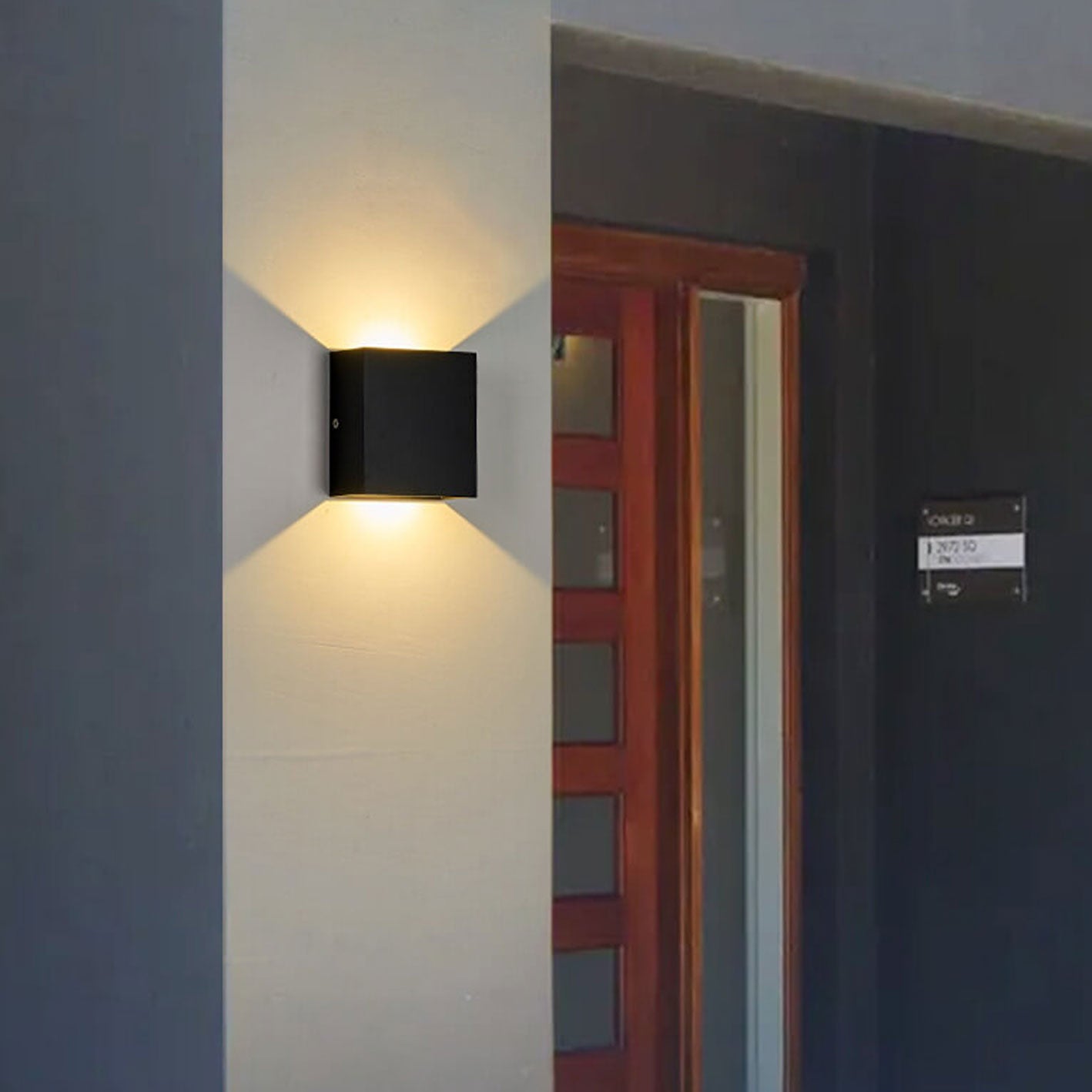 Outdoor Security Lamp with Adjustable Motion Sensor – Bright Wall Light