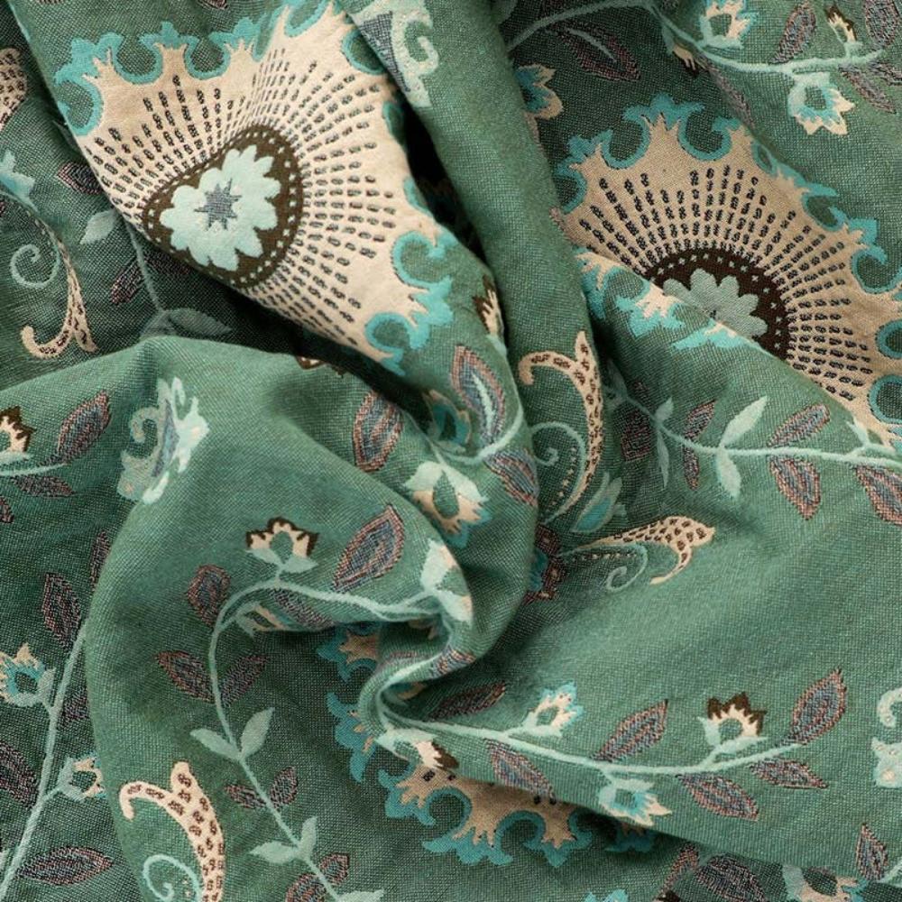 Chic Mandala Reversible Cotton Throw for All Seasons