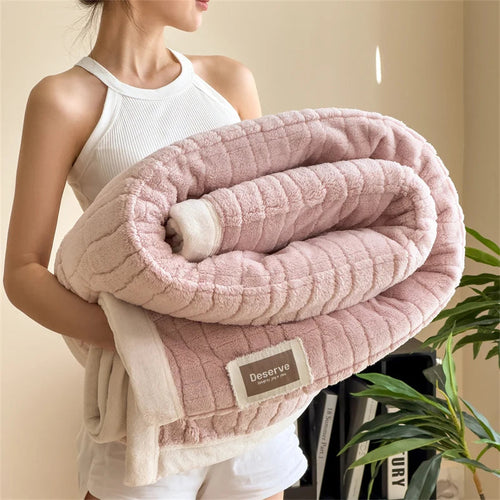 Reversible Velvet Comfort Blanket | Jacquard Coral Fleece Winter Throw | Soft, Warm & Luxurious for Sofa and Bed