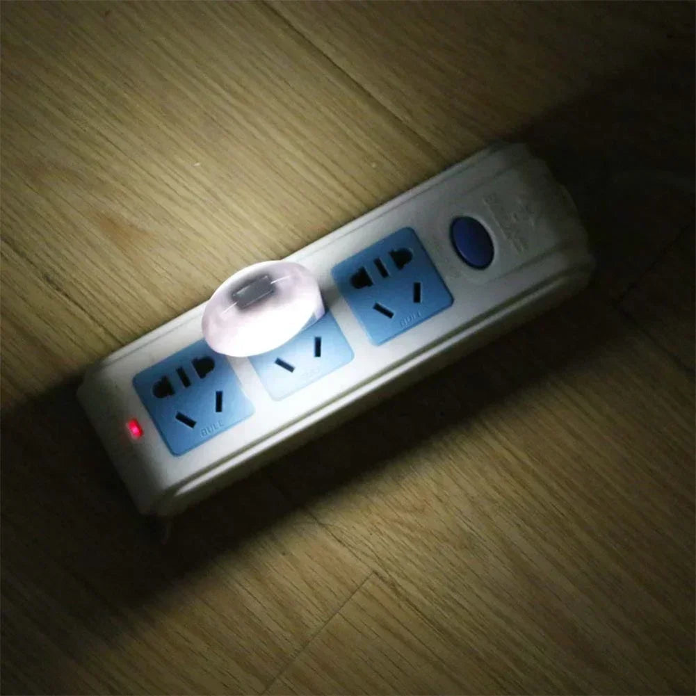 Mini Night Light with Light Sensor & EU Plug – Automatic LED Wall Lamp for Nursery & Bedroom, Soft Warm Light