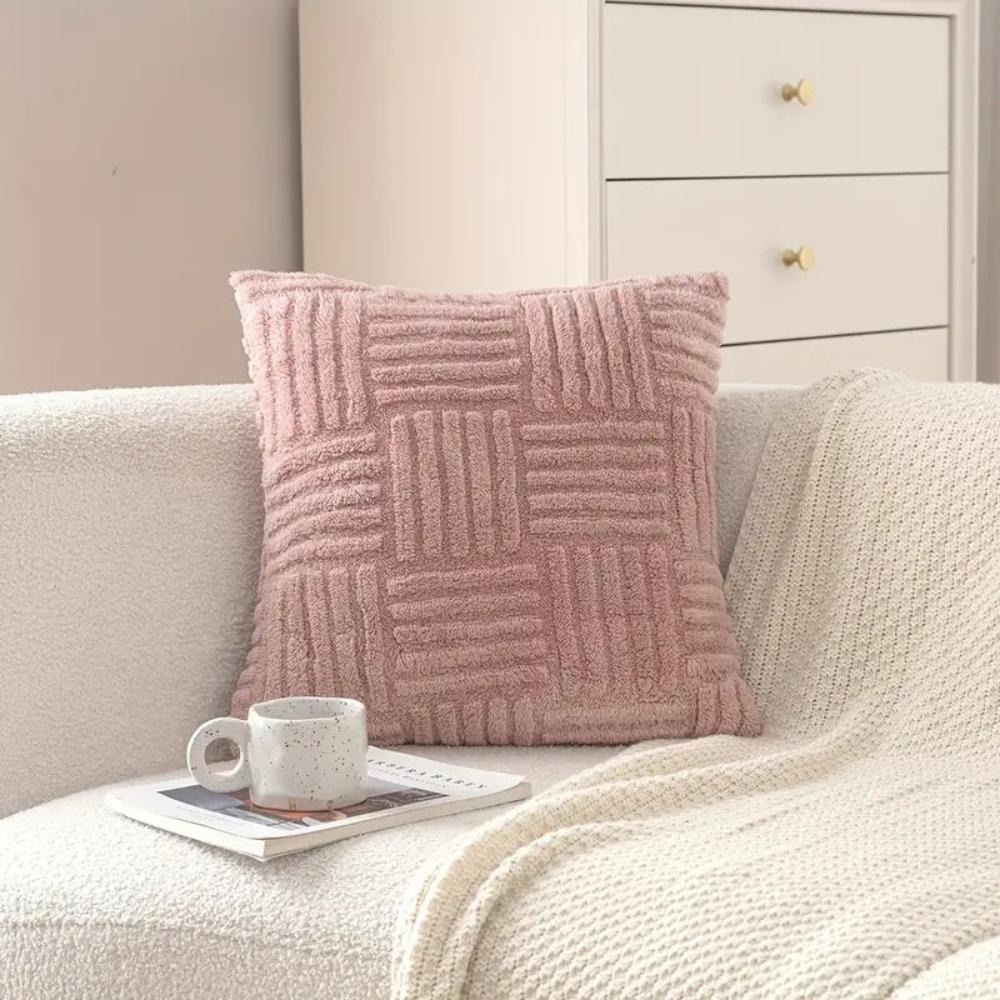 Chic Plush Pillowcase for Ultimate Comfort