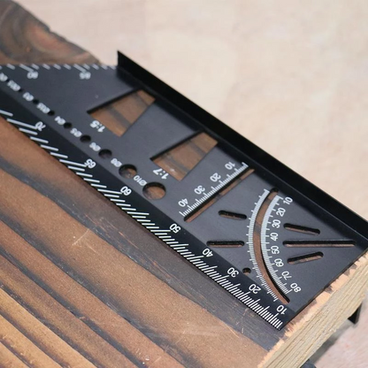 3D Angle Measurement Tool for Mitre Cuts