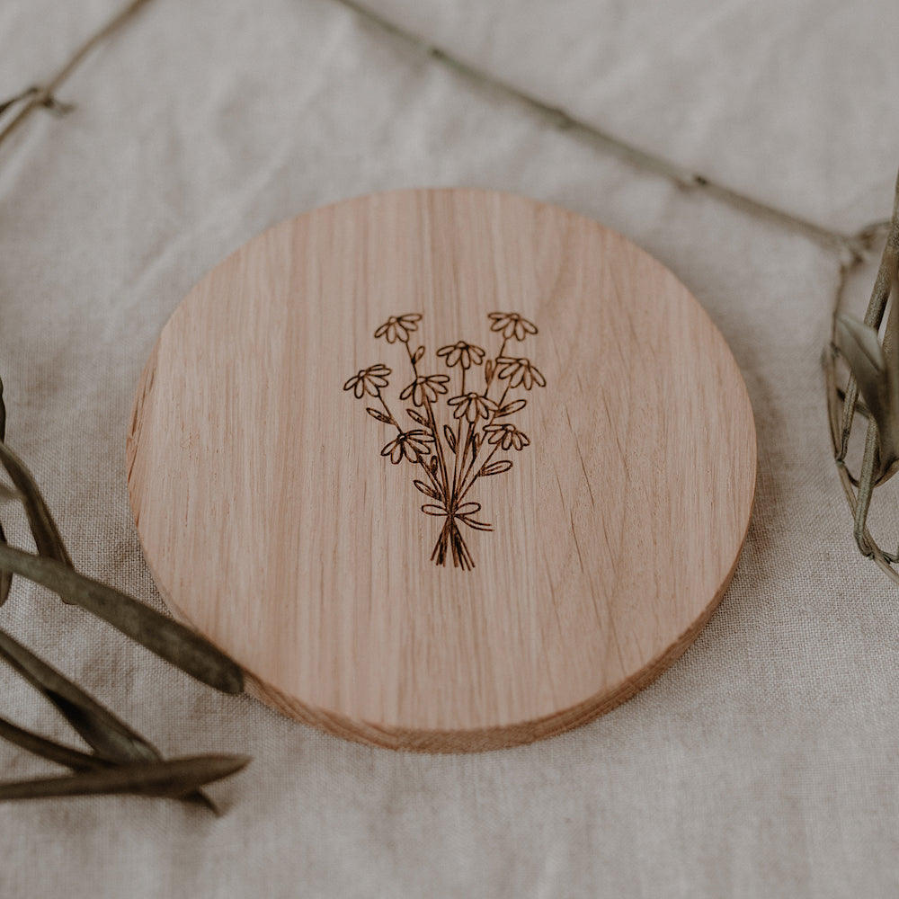 Oak Coaster in Bouquet Design