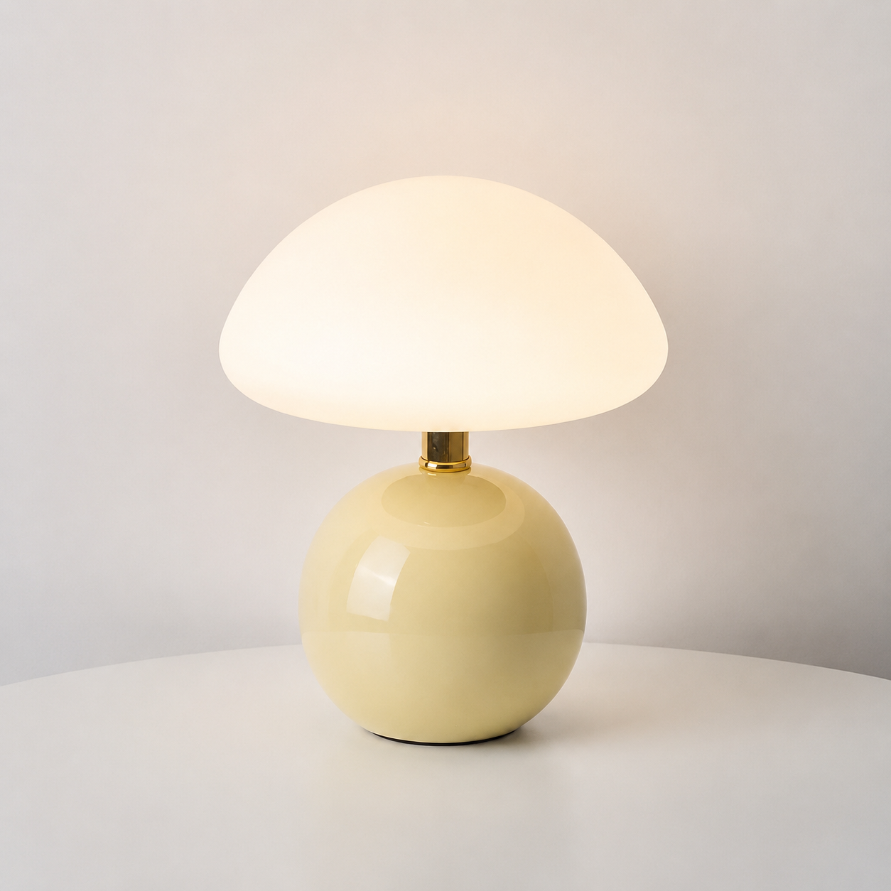 Ceramic Base Mushroom-Shaped Table Lamp