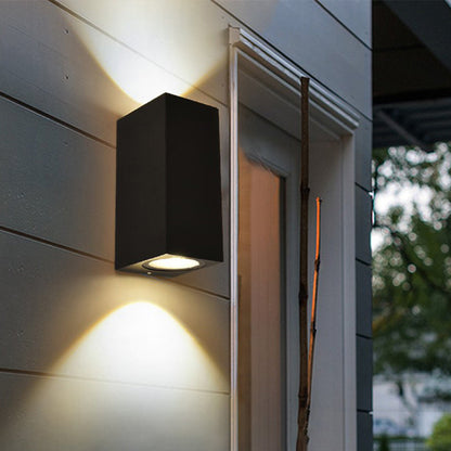 Minimalist Black LED Wall Mount Light - Geometric Aluminum Sconce for Patio