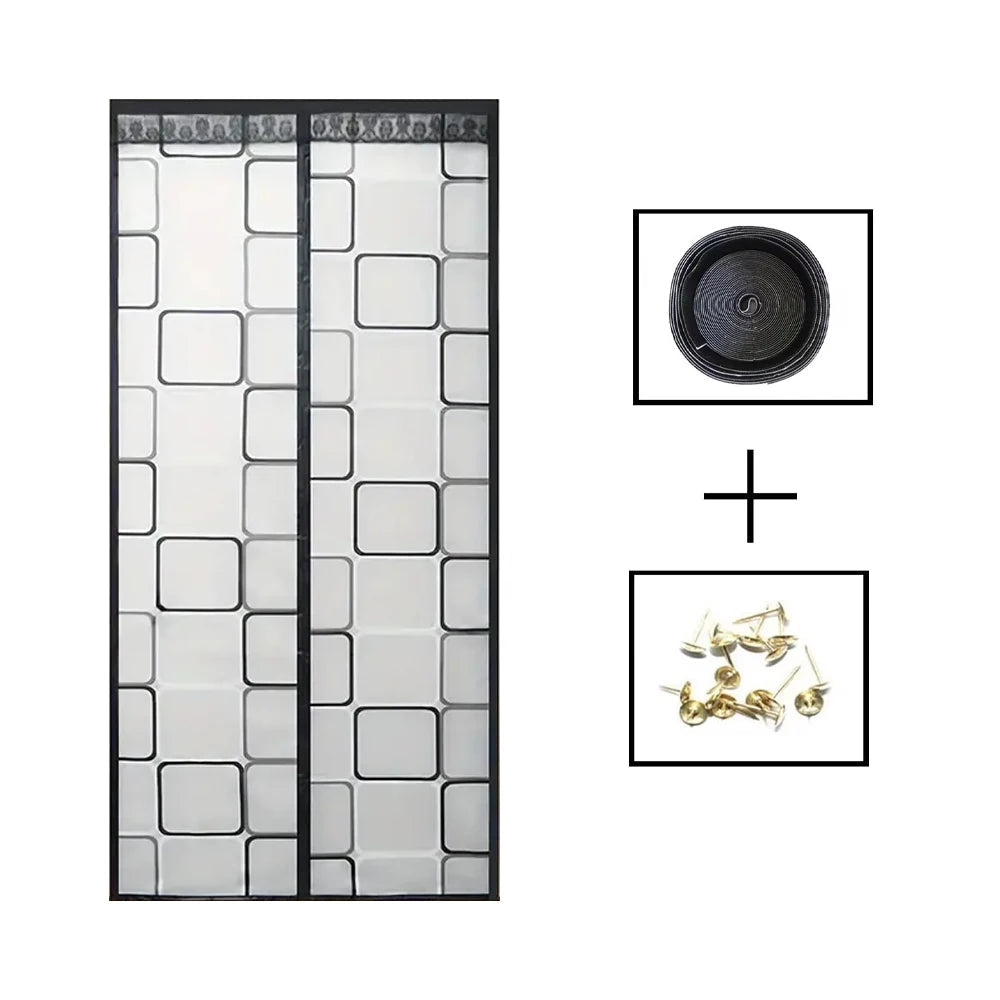 Magnetic Thermal Door Curtain – Insulating Against Cold and Drafts