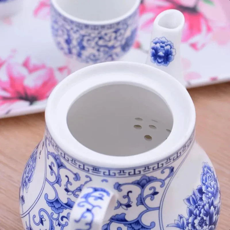 Elegant 26oz Ceramic Teapot in Blue and White for Home or Office