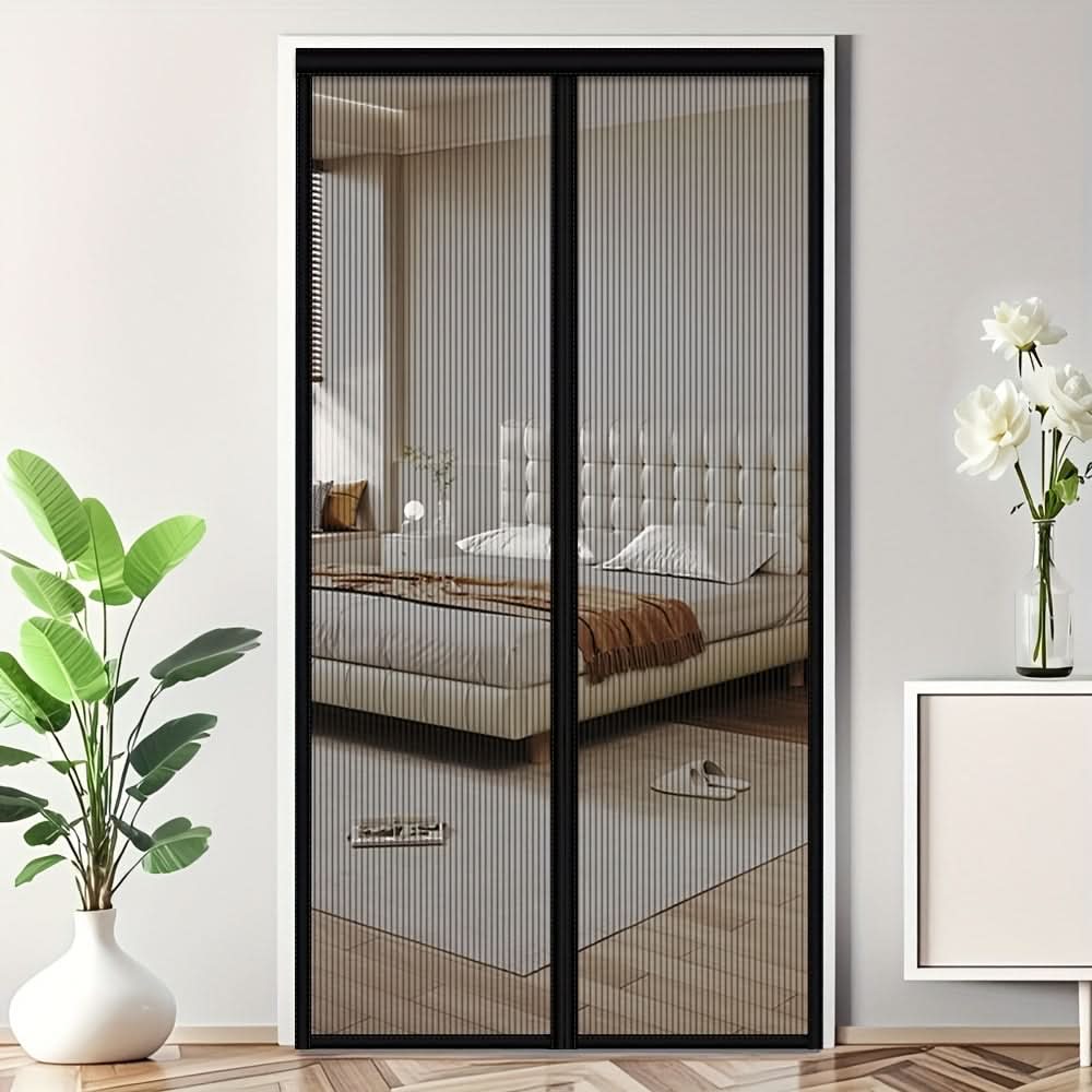 Hands-Free Magnetic Mosquito Screen Curtain for Insect Protection