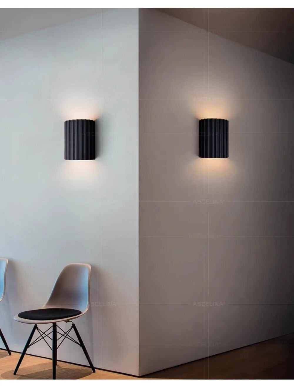 Contemporary Wall Sconce with Elegant Dual Glow Design