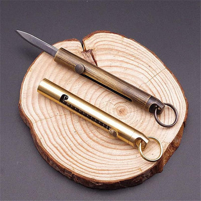 Keychain with Retractable Blade for Convenient Use