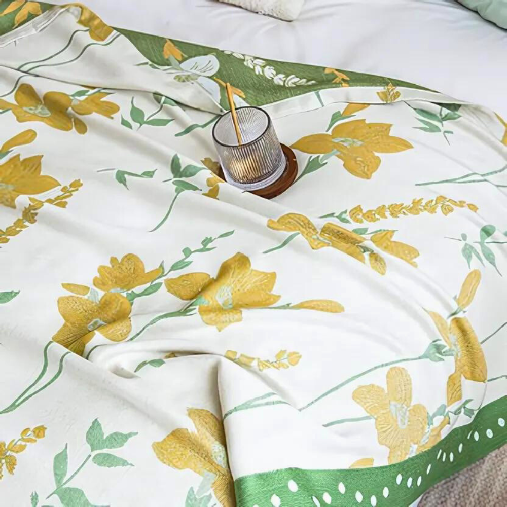 Charming Floral Breeze Cooling Blanket