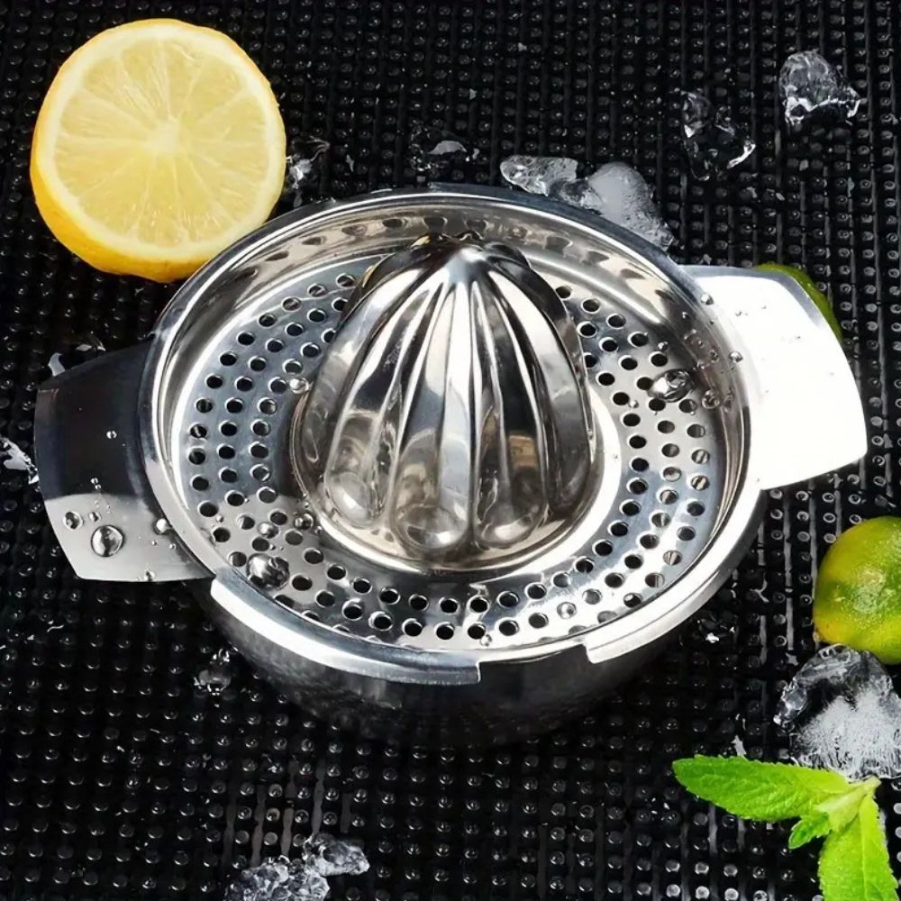 Citrus Juicer with Integrated Juice Bowl in Stainless Steel