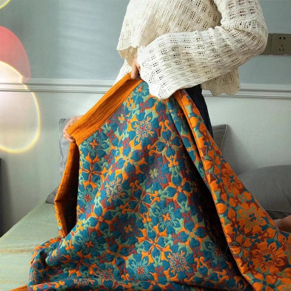 Serene Bliss Eco-Friendly Cotton Quilt with Six Layers