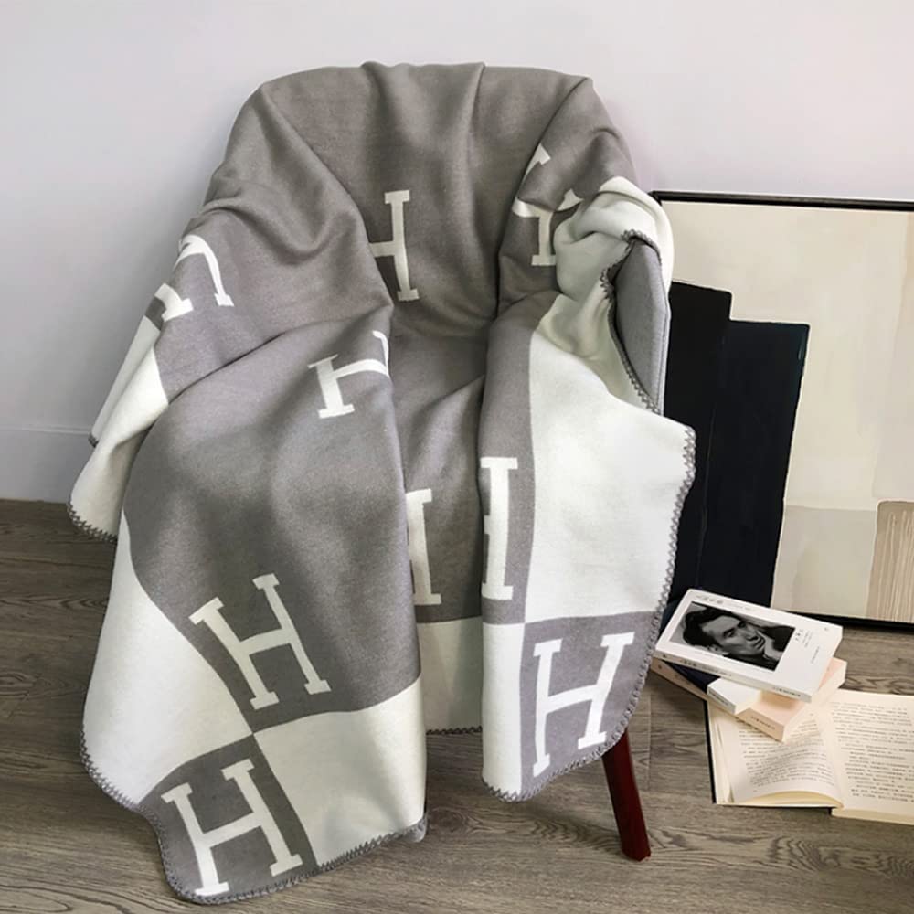 Elegant Isabelle Cashmere Blanket – Luxury Home Throw