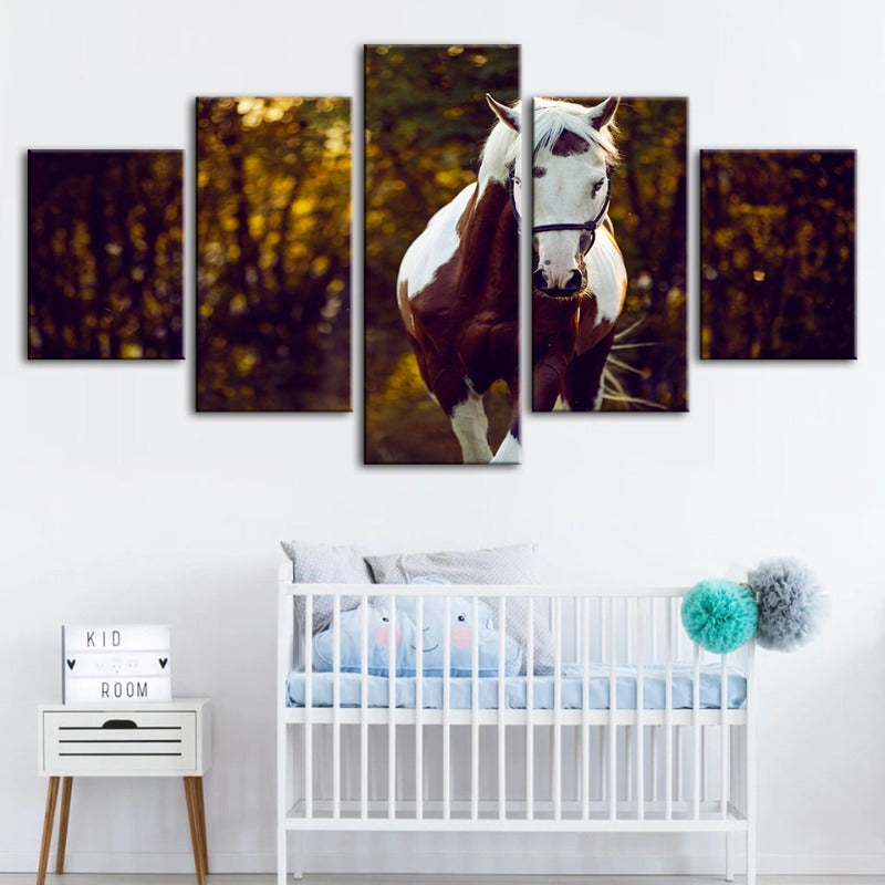Serene Overo Horse Canvas Art Set – 5 Panel Decor