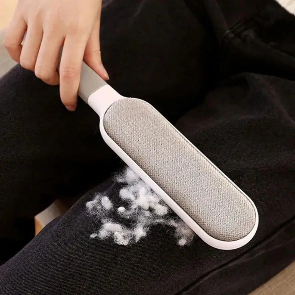 QuickClean Dual-Sided Lint Brush for Effortless Hair Removal