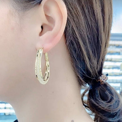 Radiant Twist Hoop Earrings for a Dazzling Look