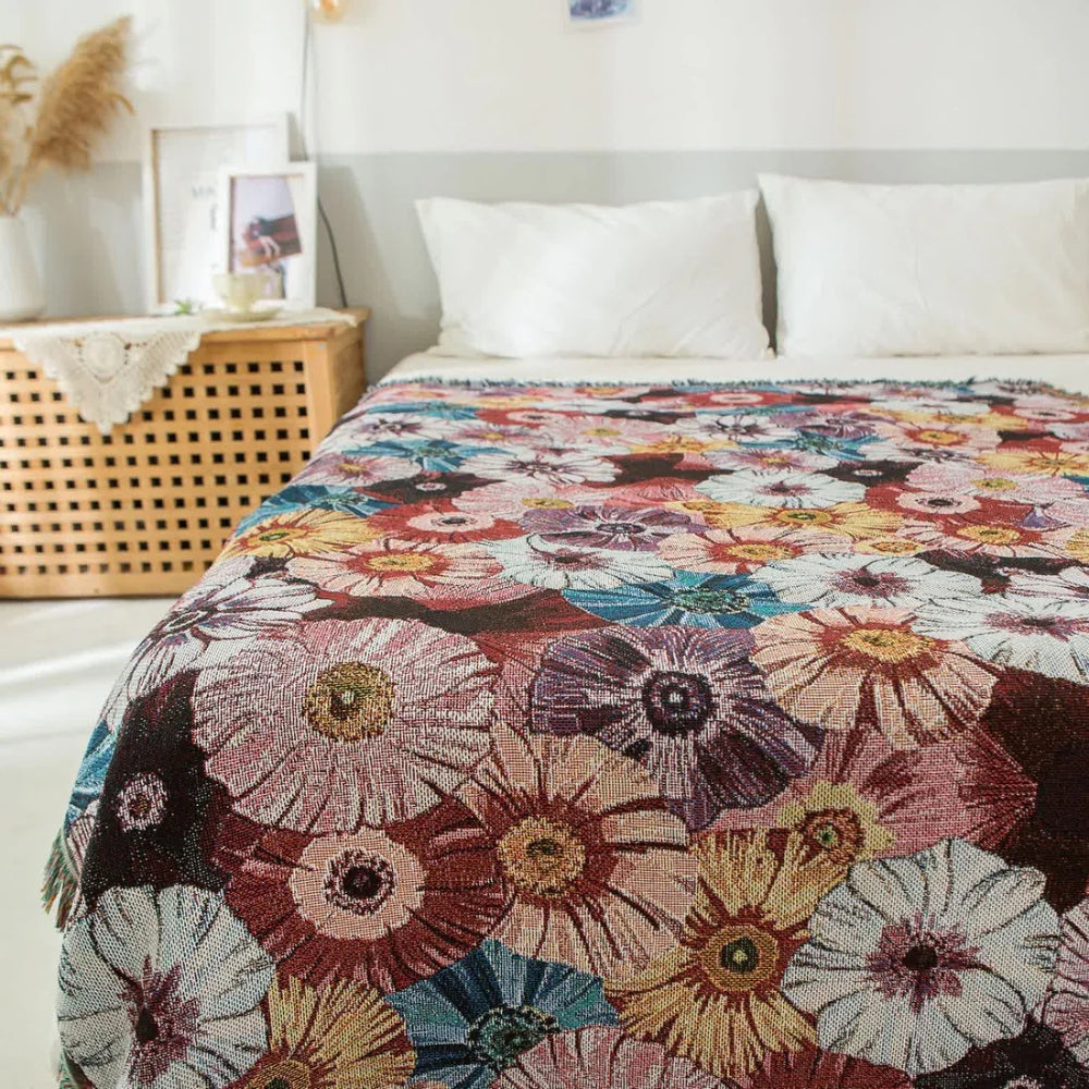Charming Floral Woven Blanket with Tassels for Cozy Living