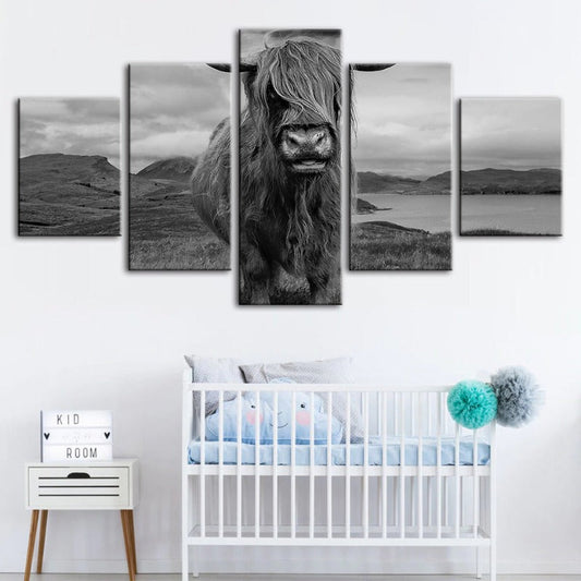 Charming 5-Piece Canvas Art Set Featuring Majestic Cows