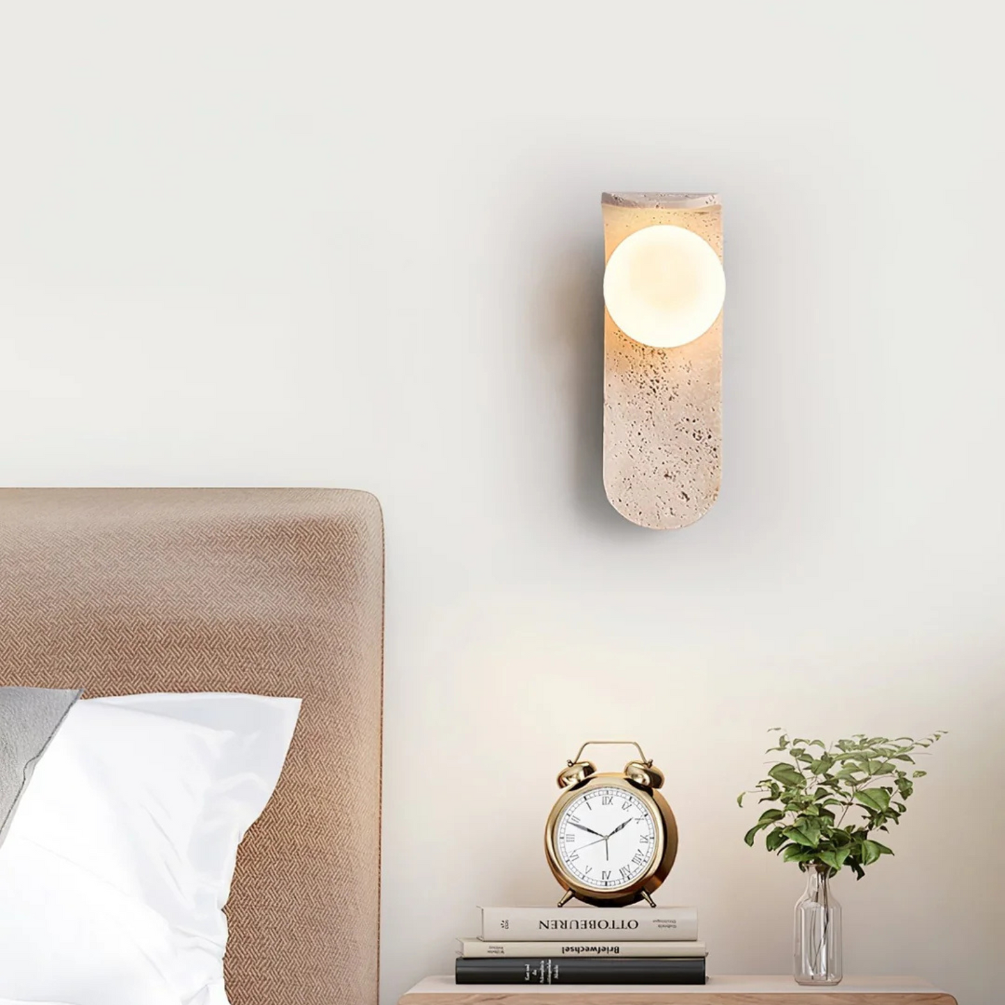Natural Elegance Wall Lamp in Travertine – Warm Design Accent