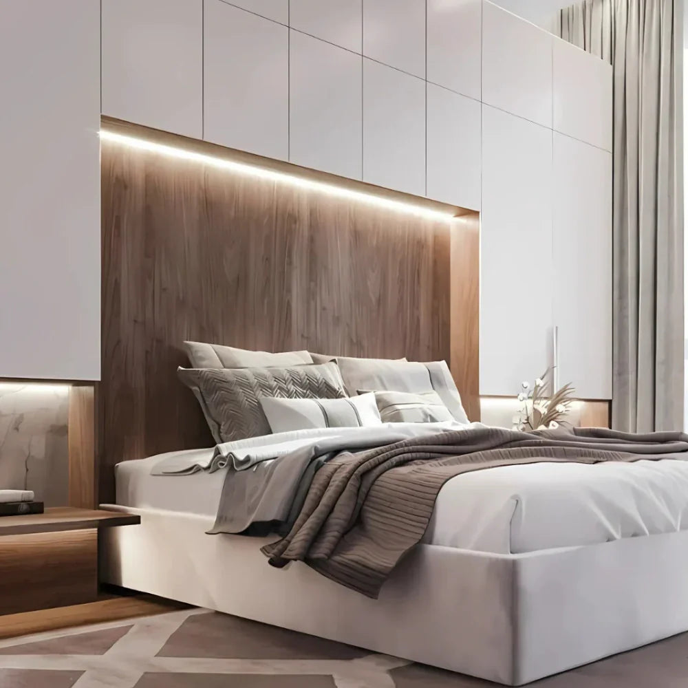 Weather-resistant LED Light with Motion Sensor – Flexible and Dimmable Strip