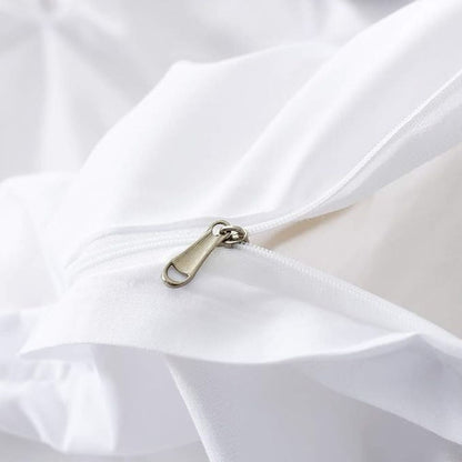 LuxeDream 3-Piece Bedding Set for Ultimate Comfort
