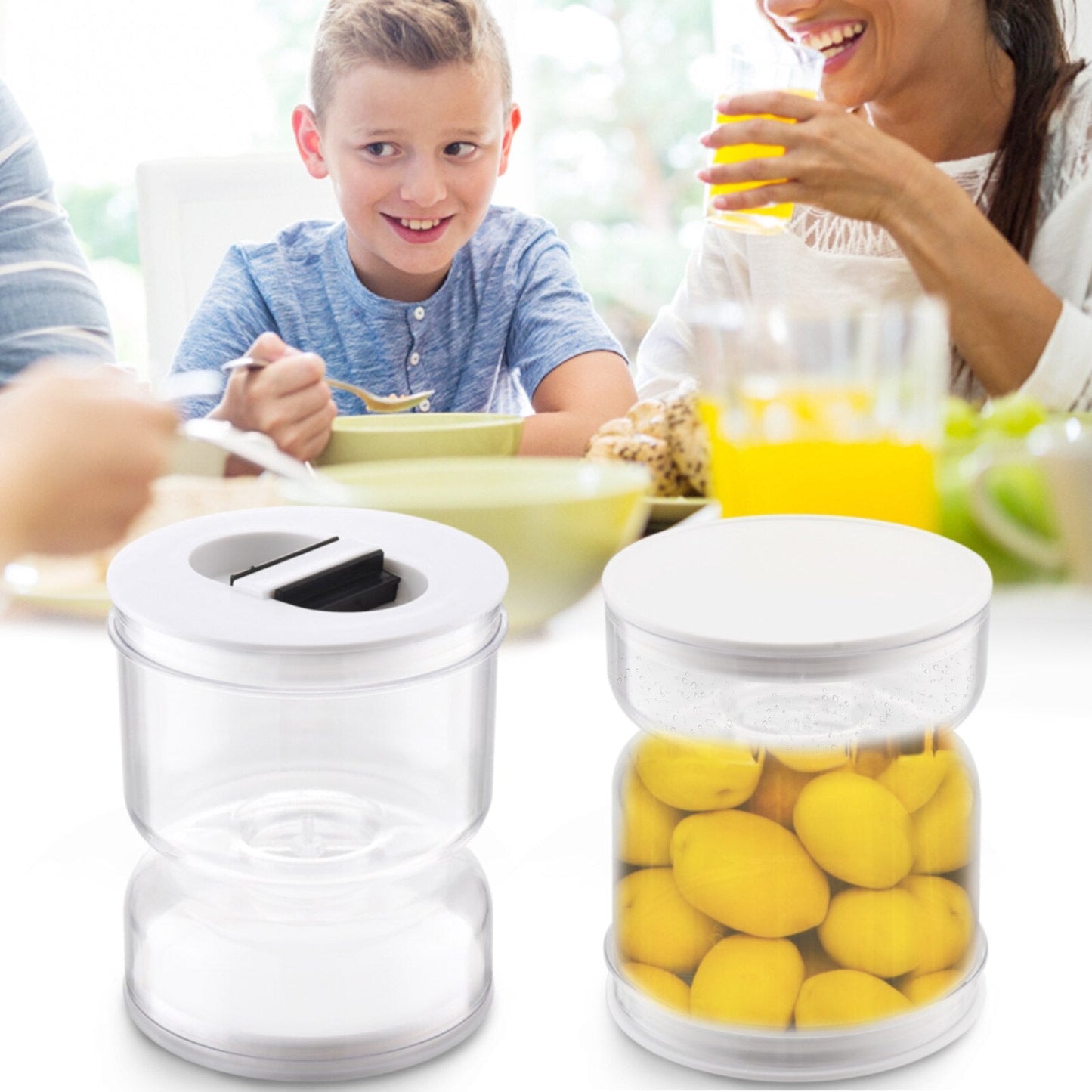 Leak-Proof Pickling Jar with Built-In Strainer