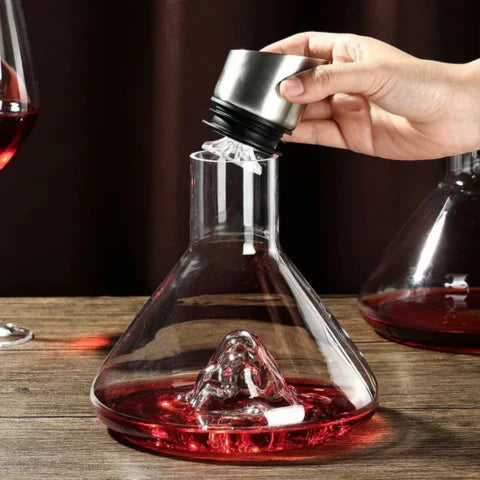 Lead-Free Crystal Wine Decanter with Quick Aeration and Filtration