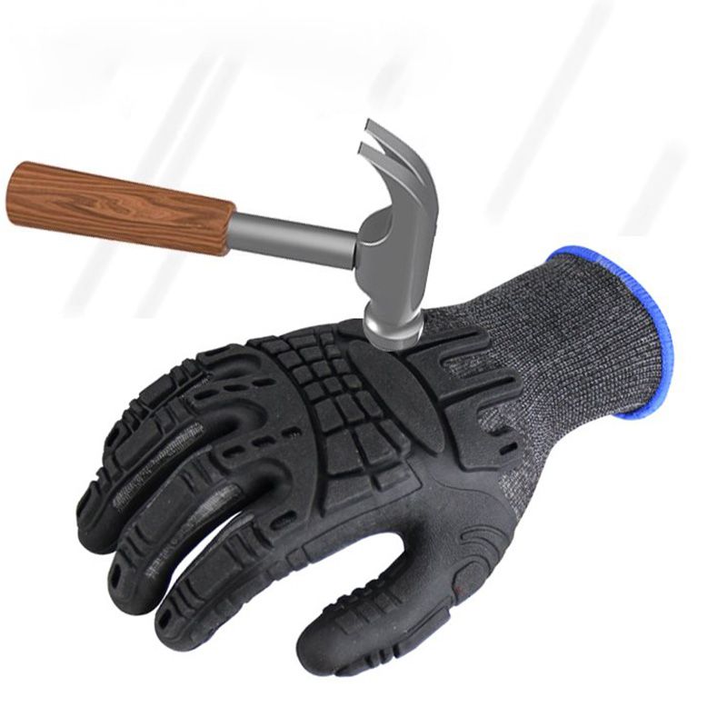 Mechanical Gloves - Effective Protection Against Crushing Injuries
