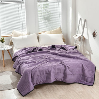 Breathable Cooling Blanket for a Comfortable Night's Sleep