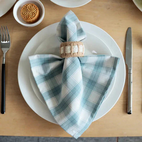 Set of 2 Stylish Checkered Cloth Napkins for Elegant Dining