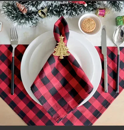 Set of 2 Stylish Checkered Cloth Napkins for Elegant Dining