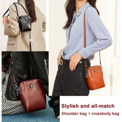 Chic Crossbody Bag with Coordinated Shell Accents
