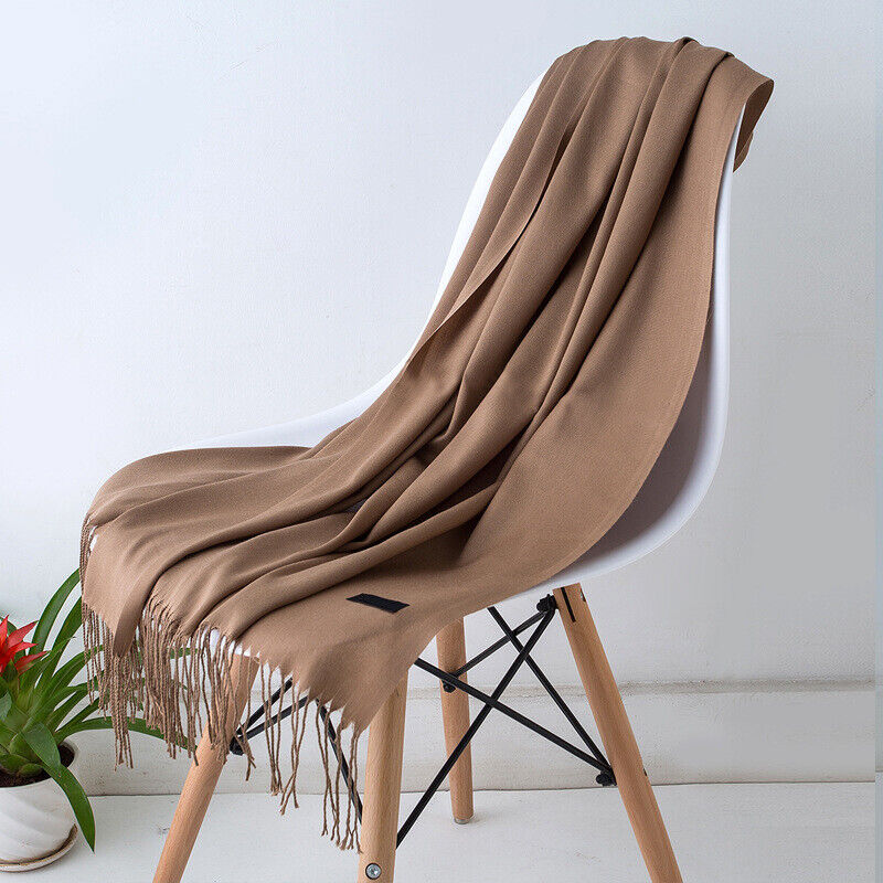 Elegant Cashmere Scarf – Stylish, Long & Soft