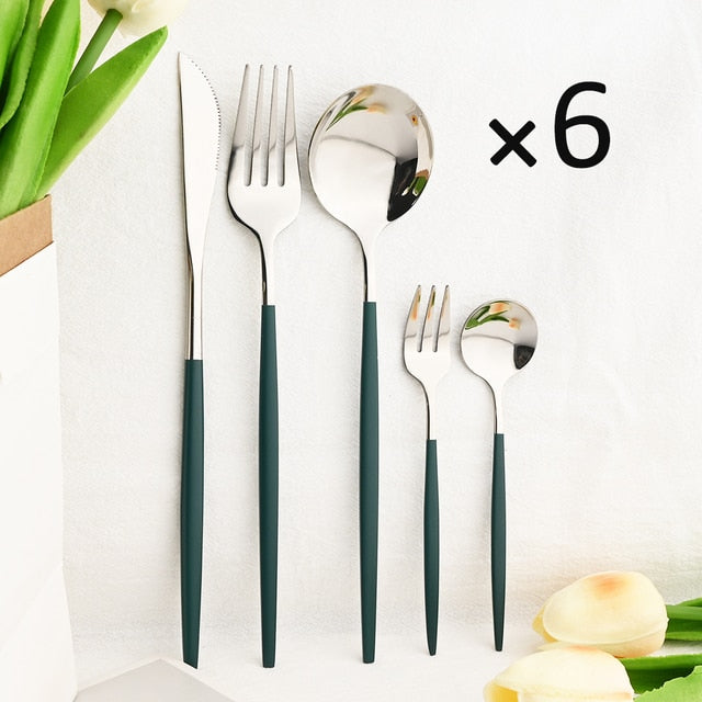 30-Piece Elegant Dining Set in Premium Stainless Steel