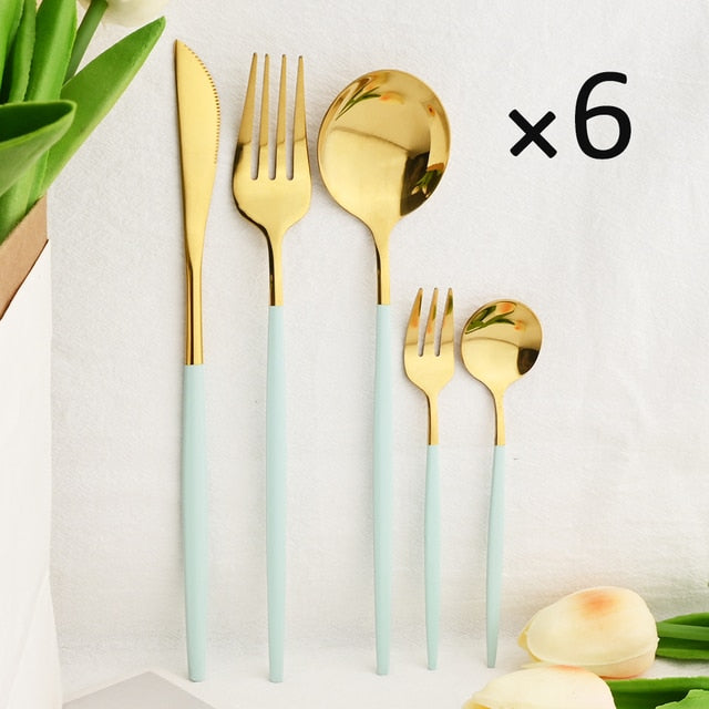 30-Piece Elegant Dining Set in Premium Stainless Steel