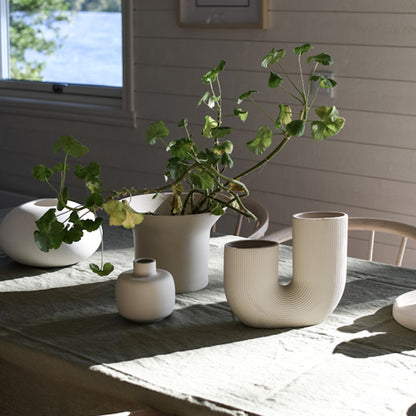 Beige Decorative Vase – STRÅVALLA Style