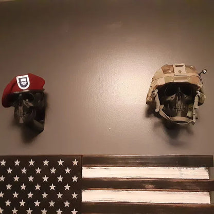 3D Skull Helmet Showcase Stand