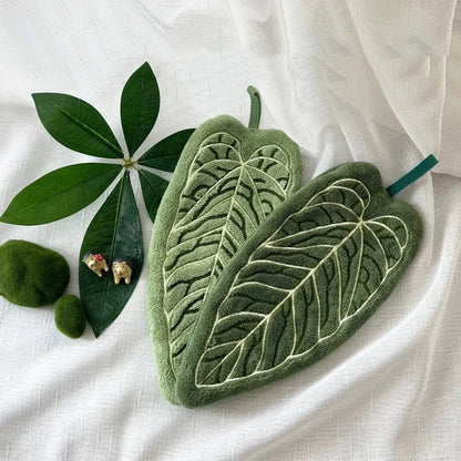 Tropical Leaf Towel | Highly Absorbent | Quick Dry | 100% Polyester