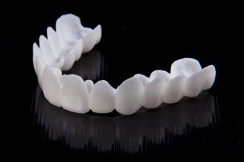 Adjustable White Denture Lens for Direct Smile Enhancement